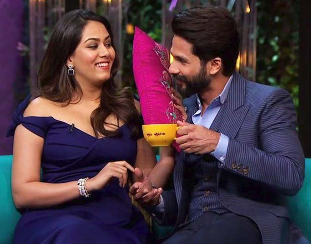 শাহিদ কপূর ও মীরা রাজপুত: দিন কয়েক আগেই দিল্লির মীরা রাজপুতকে বিয়ে করেন অভিনেতা শাহিদ কপূর। শাহিদ-মীরার বিয়ে নিয়েও কম চর্চা হয়নি বলিউডে। তাঁদের বয়সের ফারাক ১৩ বছর।