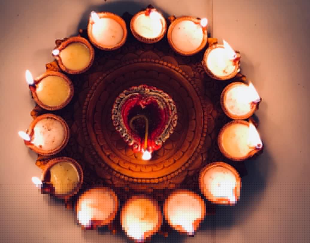 নিজের অফিস ঠিক এ ভাবেই সাজিয়ে ছবি শেয়ার করেছেন পরিচালক রাজ চক্রবর্তী।