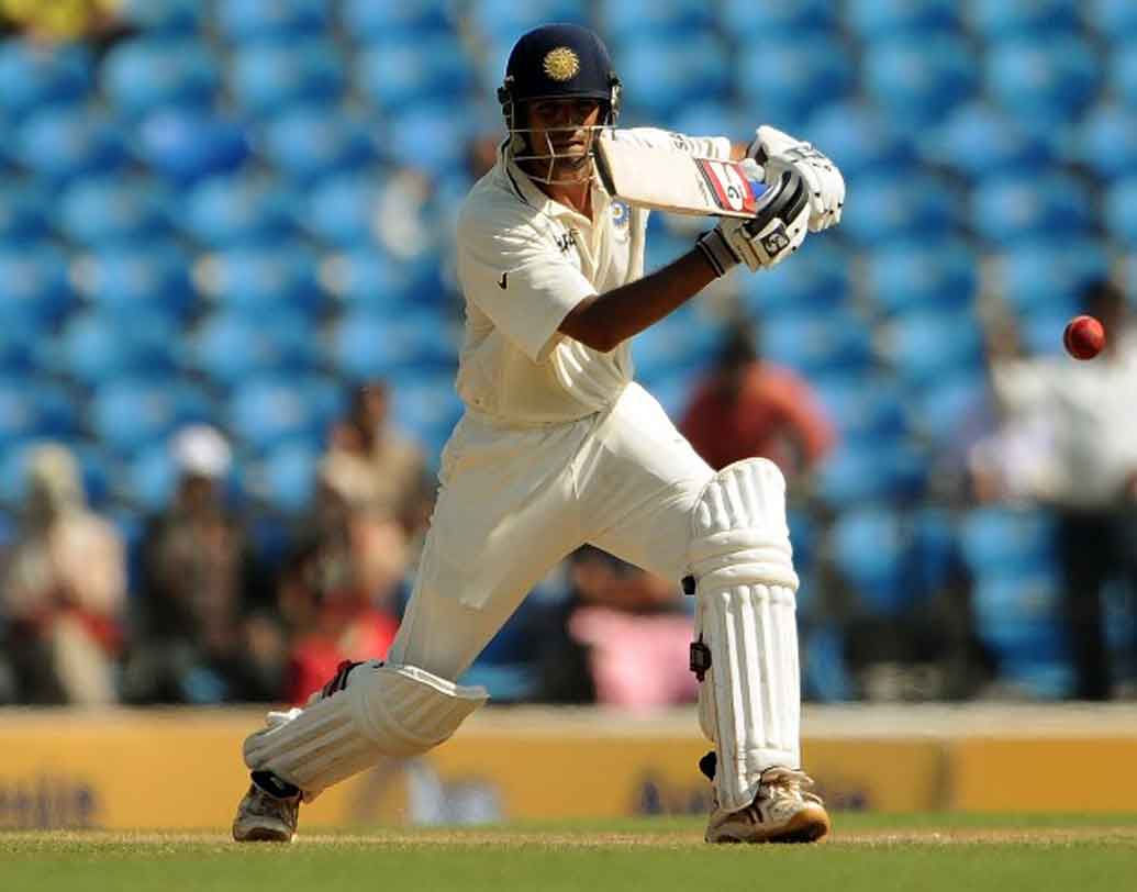 রাহুল দ্রাবিড়: রান আউট হওয়ার নিরিখে প্রথম সারিতে থাকবেন কিংবদন্তি এই ভারতীয় ক্রিকেটারও। টেস্ট ক্রিকেটে ১৪ বার রান আউট হয়েছেন দ্রাবিড়।