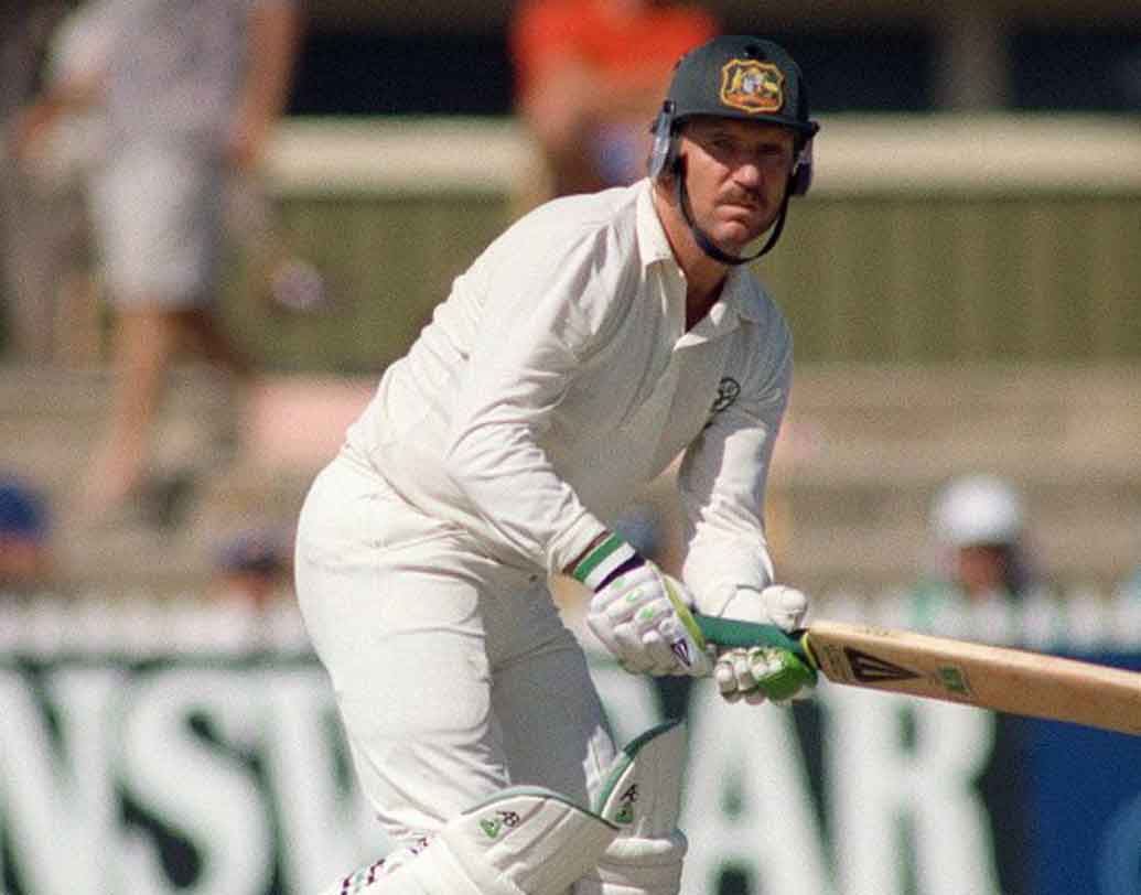 অ্যলান বর্ডার: ১২ বার নিজের কেরিয়ারে রান আউট হয়েছিলেন বর্ডার।