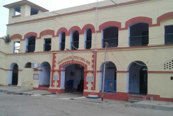 Prisoners celebrated Durga puja in Midnapur