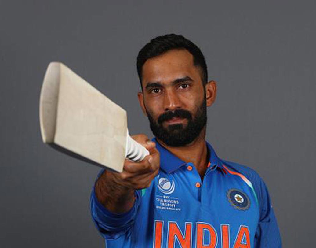 দীণেশ কার্তিকও থাকছেন। এখনও পর্যন্ত ১০টি টি-২০ ম্যাচ খেলেছেন তিনি।