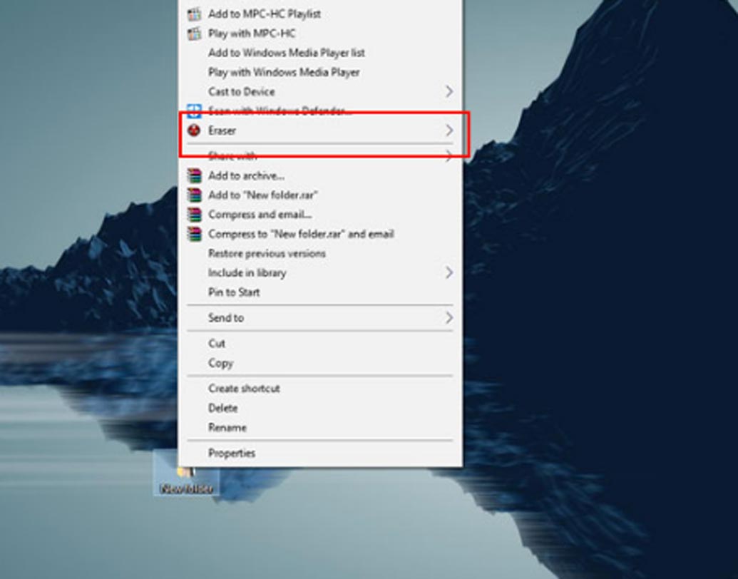 আপনি চান না আপনার কোনও ফাইল বা ডেটা ‘রিসাইকেল বিন’ বা ‘ট্র্যাস ক্যান’-এ সেভ হোক। কী করবেন? যে ফাইলটি ডিলিট করতে চাইছেন তার উপর ক্লিক করুন। এ বার, উইন্ডোজের ক্ষেত্রে ‘সিফ্ট+ডিলিট’ এবং ম্যাকের ক্ষেত্রে ‘কম্যান্ড+ডিলিট’ ‘কি’ প্রেস করলেই ফাইলটি একেবারে ডিলিট হয়ে যাবে।