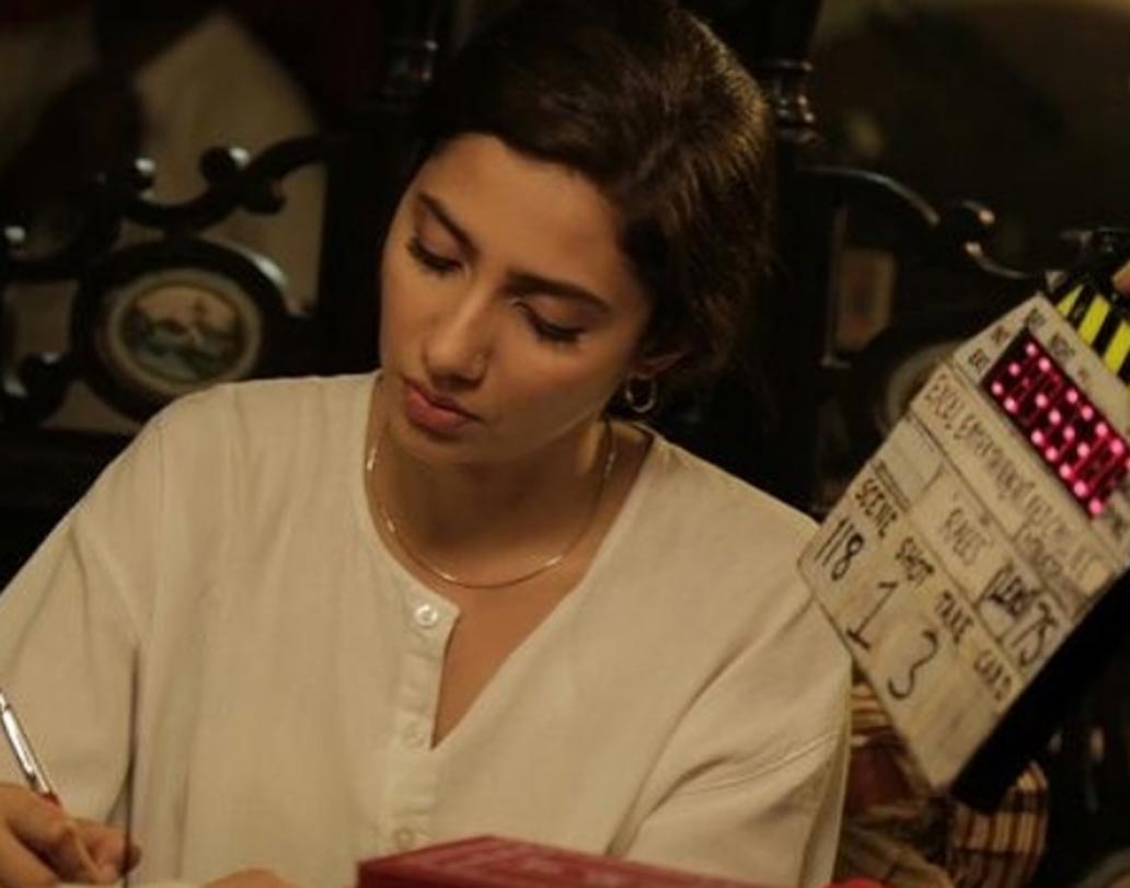 মাহিরা পাকিস্তান ফিল্ম ইন্ডাস্ট্রিতে সবচেয়ে বেশি পারিশ্রমিক পান।