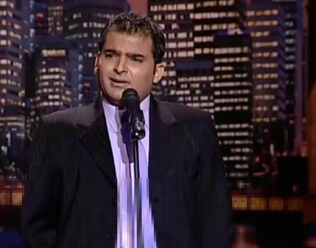 ২০০৭ সালে ‘দ্য গ্রেট ইন্ডিয়ান লাফটার চ্যালেঞ্জ’ নামে কমেডি শোয়ের প্রতিযোগী ছিলেন কপিল। এমনকী শেষ পর্যন্ত এই শোটি জিতেছিলেন তিনিই।