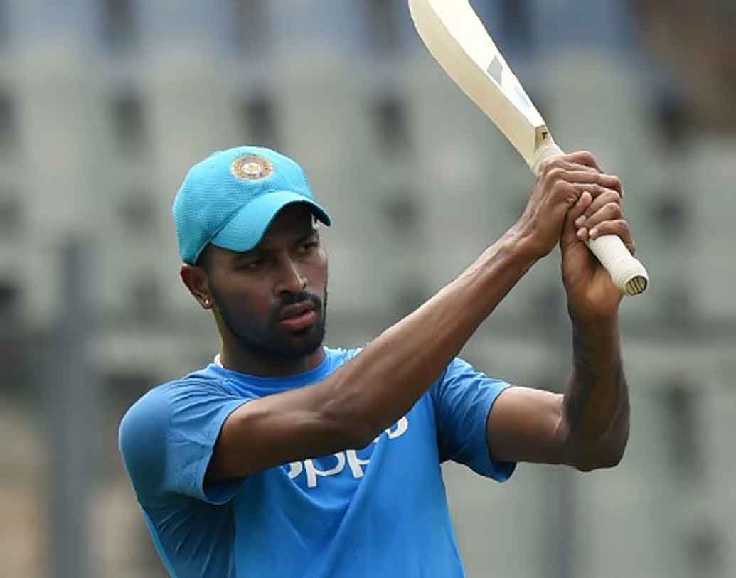 হার্দিক পাণ্ড্য: ২১ ম্যাচে ১২৫ রান করেছেন এই তরুণ অলরাউন্ডার, উইকেট নিয়েছেন ১৬টি।