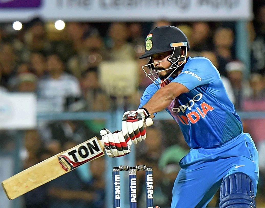 কেদার যাদব: বর্তমানে ভারতীয় দলের অন্যতম গুরুত্বপূর্ণ অঙ্গ কেদার।