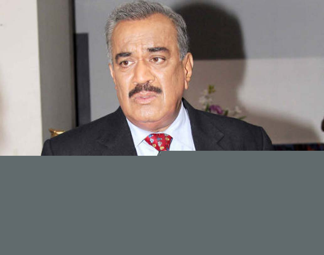 এসিপি প্রদ্যুম্ন। ‘সিআইডি’ ধারাবাহিক যতটা জনপ্রিয়, ততটাই শিবাজি সতমের চরিত্র ও অভিনয়। বেশ কয়েকটি বলিউড ছবিতেও অভিনয় করেছেন শিবাজি সতম। ধারাবাহিকে অভিনয়ের জন্য শিবাজির পারিশ্রমিক অন্তত ১ লক্ষ টাকা।