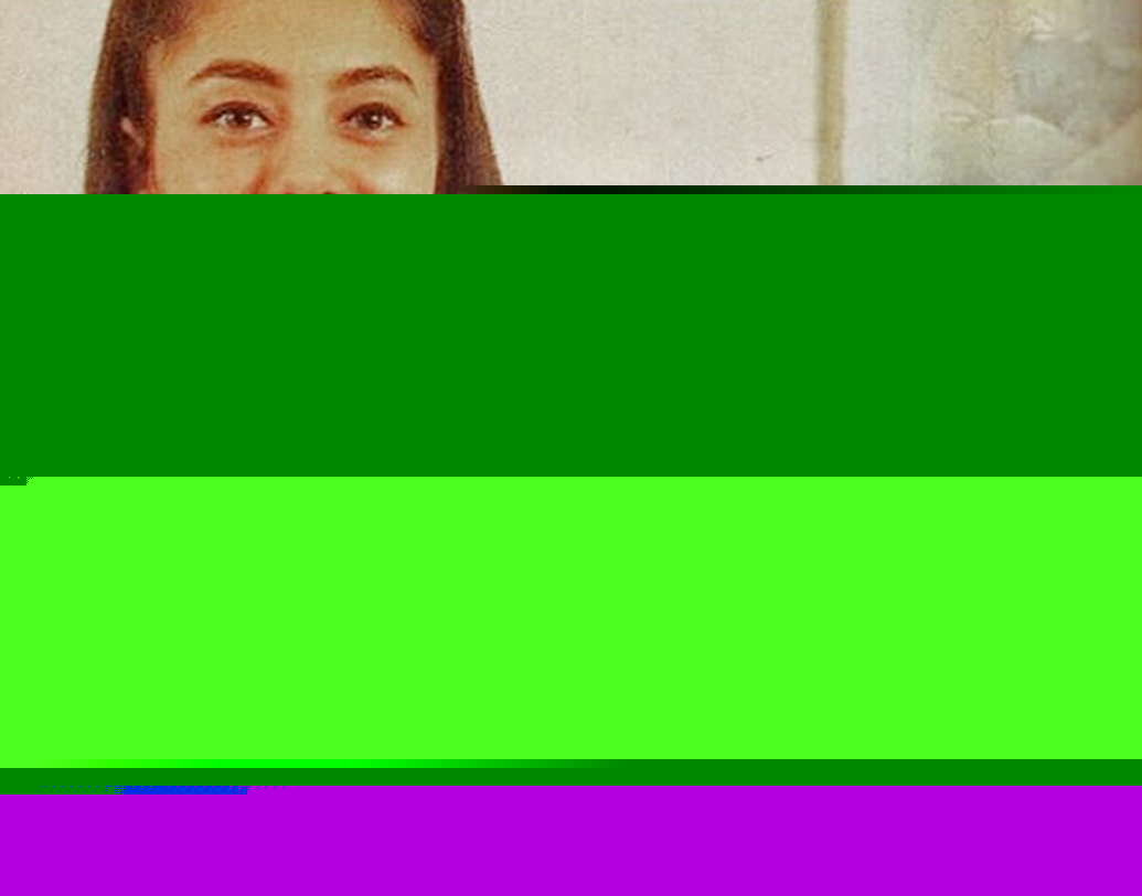 গৌরীর পরিবার বিয়েতে খুব একটা রাজি ছিল না। কারণ শাহরুখের ফিল্মি কেরিয়ার তখনও শুরুই হয়নি। এক কথায় শাহরুখ তখন প্রায় কিছুই করেন না।