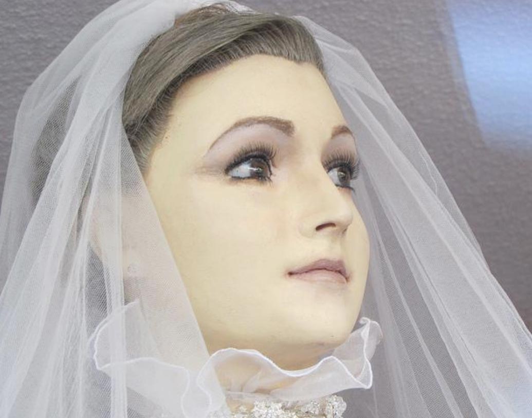 ২৫ মার্চ, ১৯৩০ সাল থেকে ‘লা পাসকুয়ালিতা’-এ রয়েছে এই ম্যানিকুইনটি।