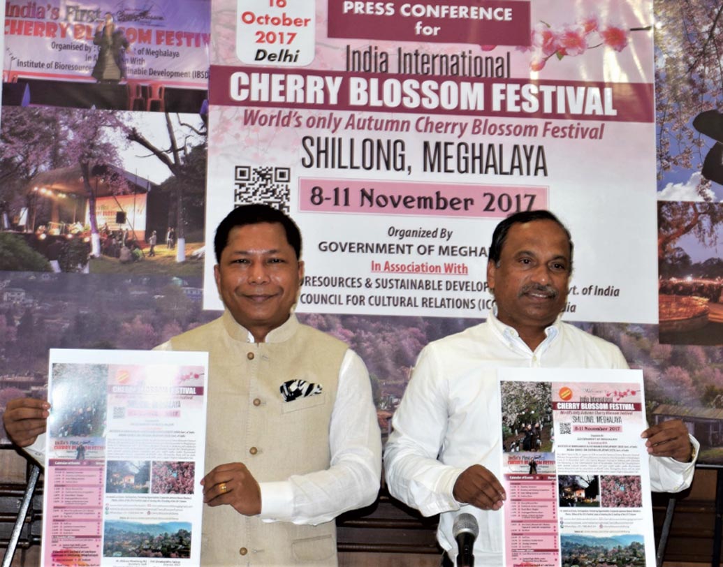 মেঘালয়ের মুখ্যমন্ত্রী মুকুল সাংমা সাংবাদিক বৈঠকে এ কথা আনুষ্ঠানিকভাবে জানিয়েছেন।