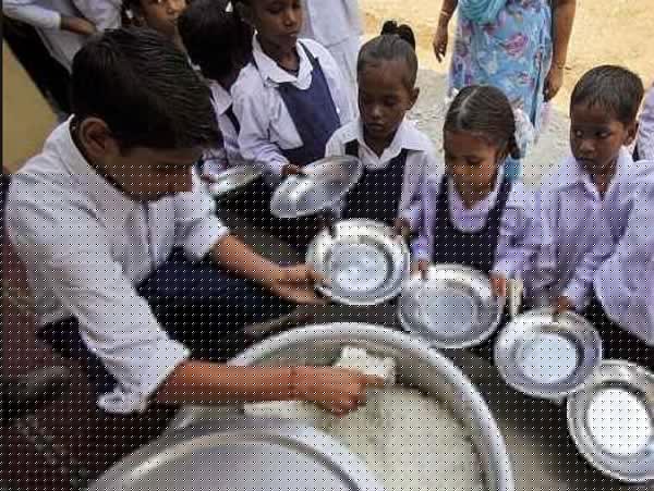 Mid day meal stopped as rice did not came