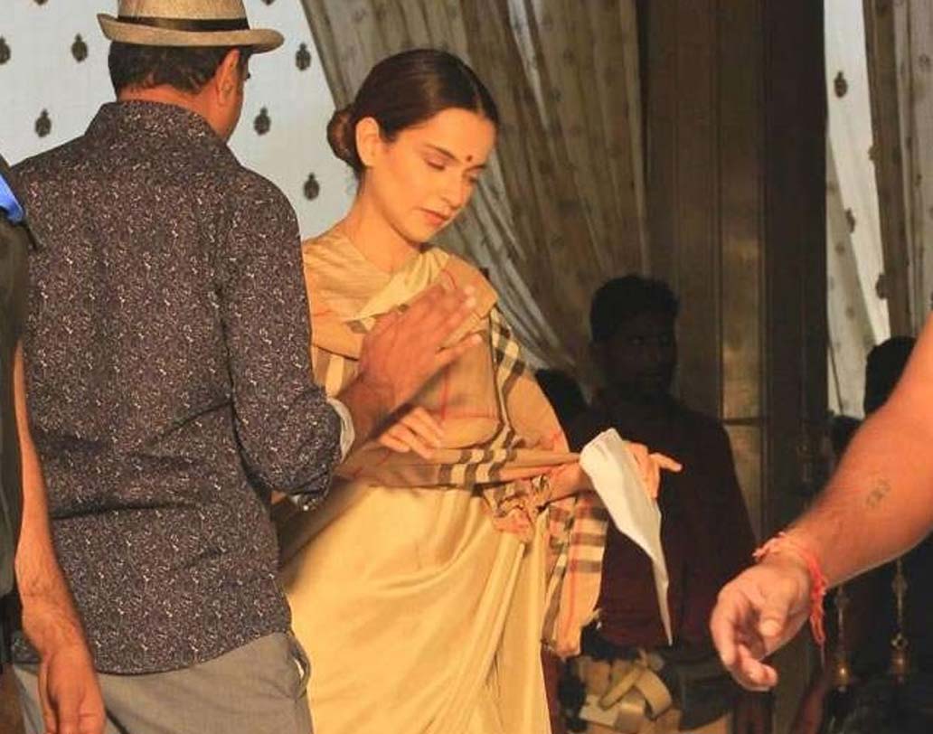 ঝাঁসীর রানি লক্ষ্মীবাঈয়ের চরিত্রে অভিনয় করছেন কঙ্গনা রানাউত। ছবির নাম ‘মণিকর্ণিকা’। পরিচালক কেতন মেহতা।