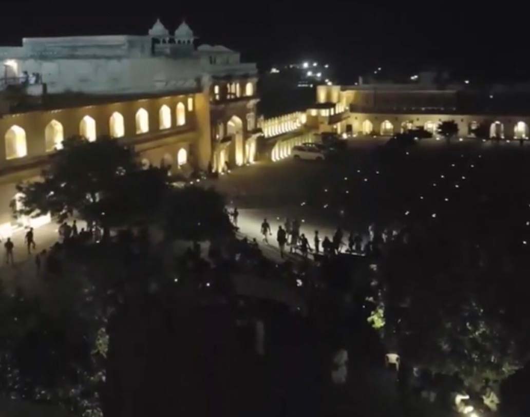 ছবিটি মুক্তি পাওয়ার কথা আগামী বছরের এপ্রিলে।