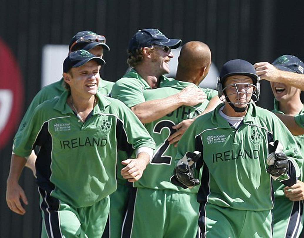 আয়ারল্যান্ড: পাক ক্রিকেটারদের আয় যেখানে ৭৪ হাজার ডলার, সেখানে আইরিশ ক্রিকেটারদের বাৎসরিক আয় ৭৫ হাজার ডলার।