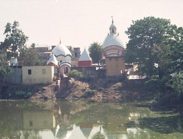 Anger spreading Tarapith due to uncleanliness