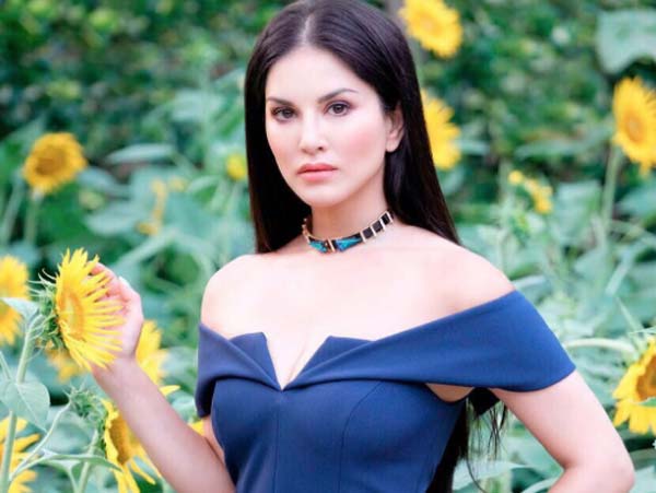 Actress Sunny Leone is deeply affected by Sherin Mathews’ Death dgtl