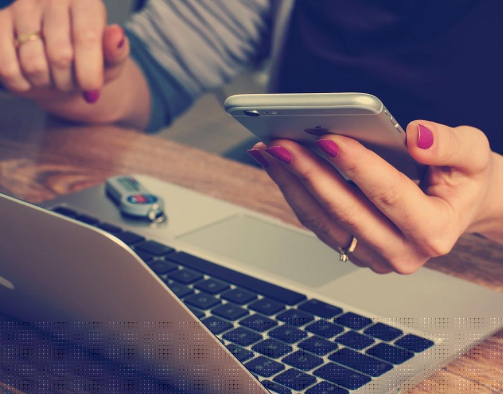 যারা দিনভর বসে কাজ করেন, হাঁটা চলা সহ কায়িক শ্রম নেই বললেই চলে তাঁদের এই রোগের ঝুঁকি অন্যদের থেকে বেশি। ( ৩৬%)