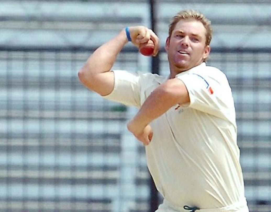 শেন ওয়ার্ন: ওয়ান ডে ক্রিকেটে এই অজি কিংবদন্তির উইকেট ২৯৩টি।