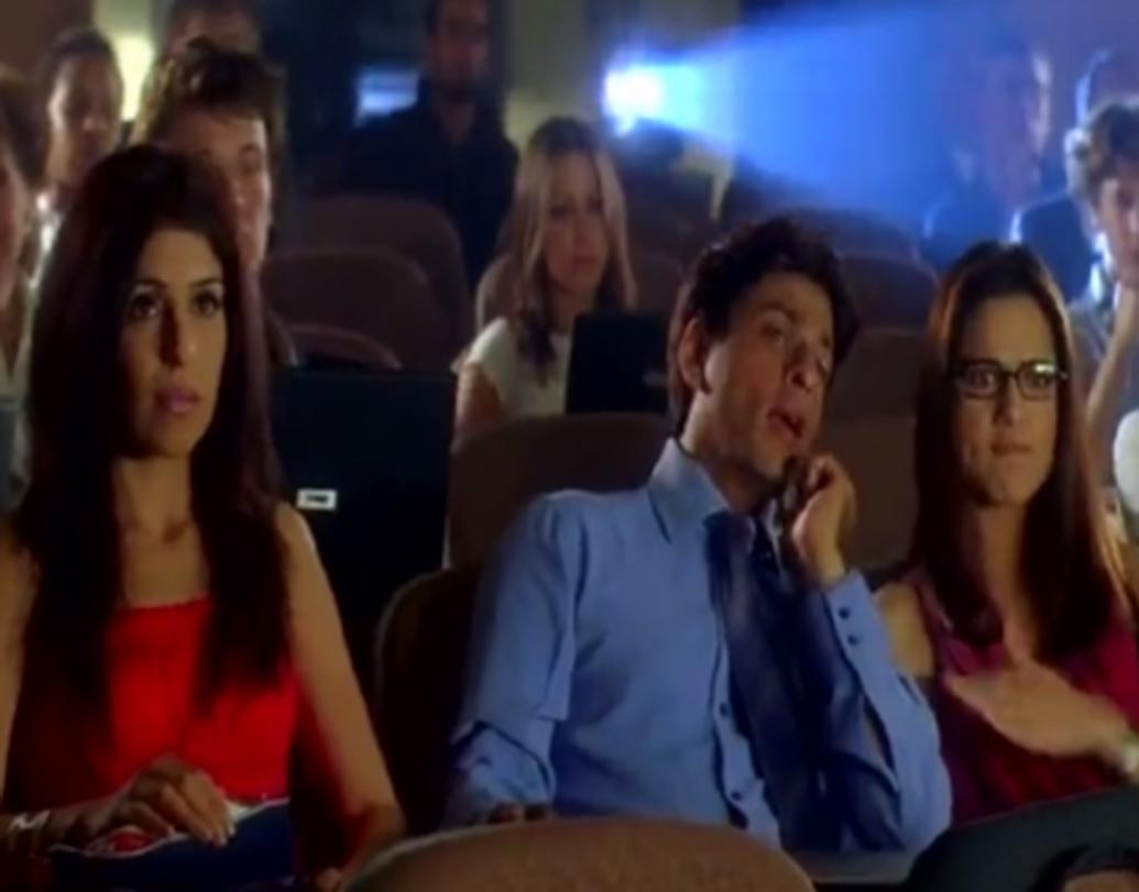 ছবিতে ক্যামেও চরিত্রে দেখা গিয়েছিল ভগ ম্যাগাজিনের সম্পাদক অনিতা শ্রফ আদজানিয়াকে। ছবিতে অনিতাকে দেখা গিয়েছিল নয়না অর্থাৎ প্রীতির বন্ধু গীতার চরিত্রে।