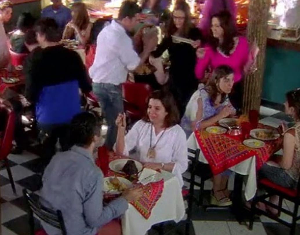 ছবিতে একটি ক্যামেও চরিত্রে ফারহা খানকেও দেখা গিয়েছিল।