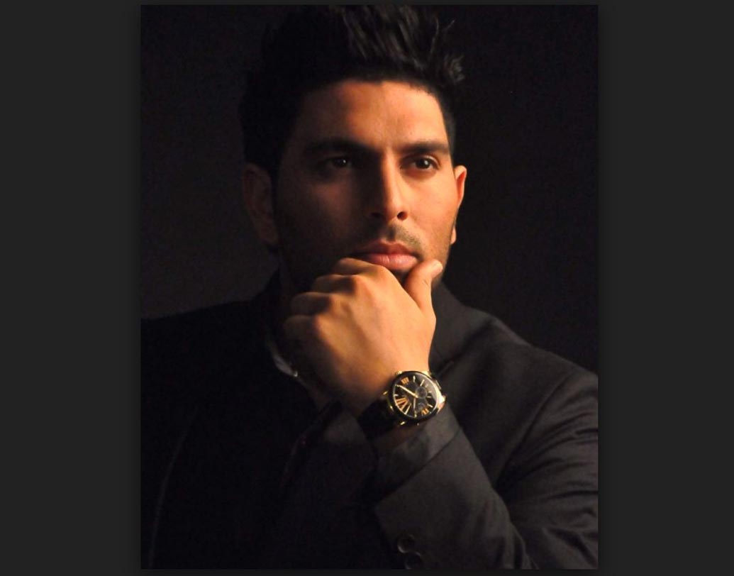 ছয় ছক্কা হাঁকানো যুবরাজ সিংহ পড়েন ১০ লক্ষ টাকার ঘড়ি। নার্দিন একজিকিউটিভ ডুয়েল টাইমই পছন্দ যুবরাজের।