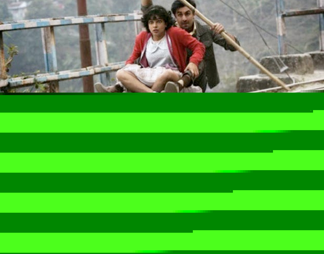 দার্জিলিংও বলিউডের অন্যতম প্রিয় শুটিং ডেস্টিনেশন। রাজেশ খান্না ও শর্মিলা ঠাকুরের ‘মেরে স্বপ্ন কি রানি’ গানটির শুটিং হয়েছিল দার্জিলিংয়ের টয় ট্রেনে। রণবীরের ‘বরফি’ ছবিরও শুটিং হয়েছে কুইন অব হিলসেই।