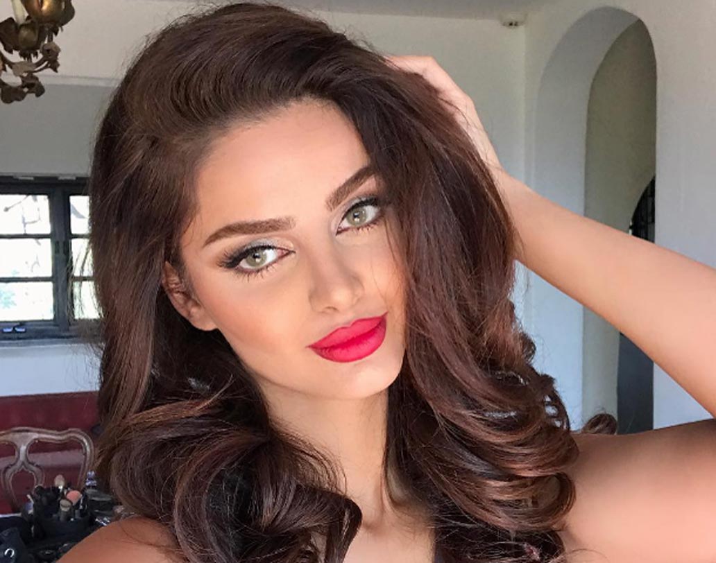 Actress Aishwarya Rai’s look alike persian model dgtl