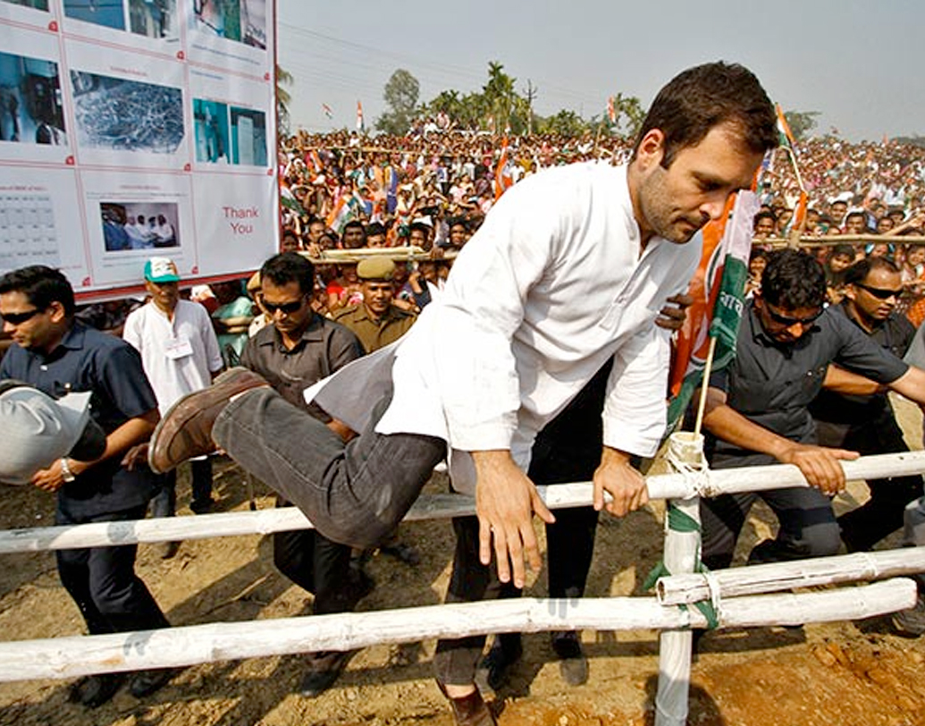 নিয়মিত আইকিডো চর্চা করেন তিনি, বিজেন্দ্রকে জানিয়েছিলেন রাহুল। তবে গত কয়েক মাসে রাজনীতির মাঠে-ময়দানে একটু বেশিই দৌড়তে হচ্ছে। তাই শরীরচর্চা একটু অবহেলিতই হচ্ছে। এ কথাও কংগ্রেস সহ-সভাপতি জানিয়েছেন।