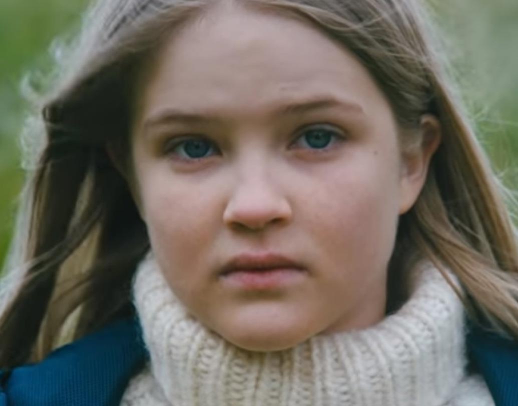 সোয়ান। দুপুরবেলা আইসল্যান্ডের সুন্দর প্রাকৃতিক শোভা আপনার চোখকে শান্তি দেবে আর শরীরকে ঠান্ডা করবে। সারাদিন আরও ছবি দেখার জন্য এনার্জি দেবে। নন্দন ১-এ সকাল ১১-৪৫ মিনিটে দেখা যাবে এই ছবি।