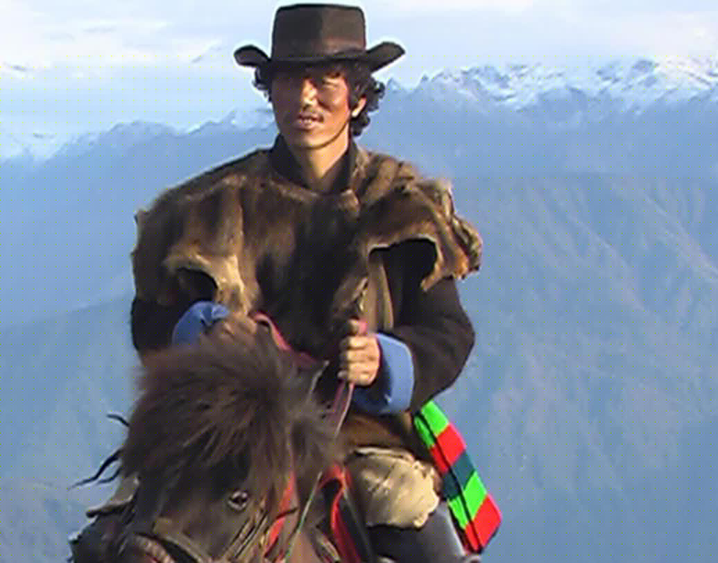 সোনম। আঞ্চলিক ভাষার ছবি দেখার সুযোগ খুব একটা আসেনা। তার উপর আঞ্চলিক ভাষায় তৈরি ভারতীয় ছবি এর আগে একেবারেই দেখা যায়নি। মিস করবেন না। ছবিটি দেখা যাবে নন্দন ৩-এ দুপুর ২-১৫-তে।