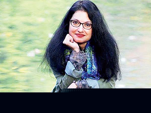 Indian immigrant Sharmistha Sarkar sends money to Serampore Municipality to prevent Dengue