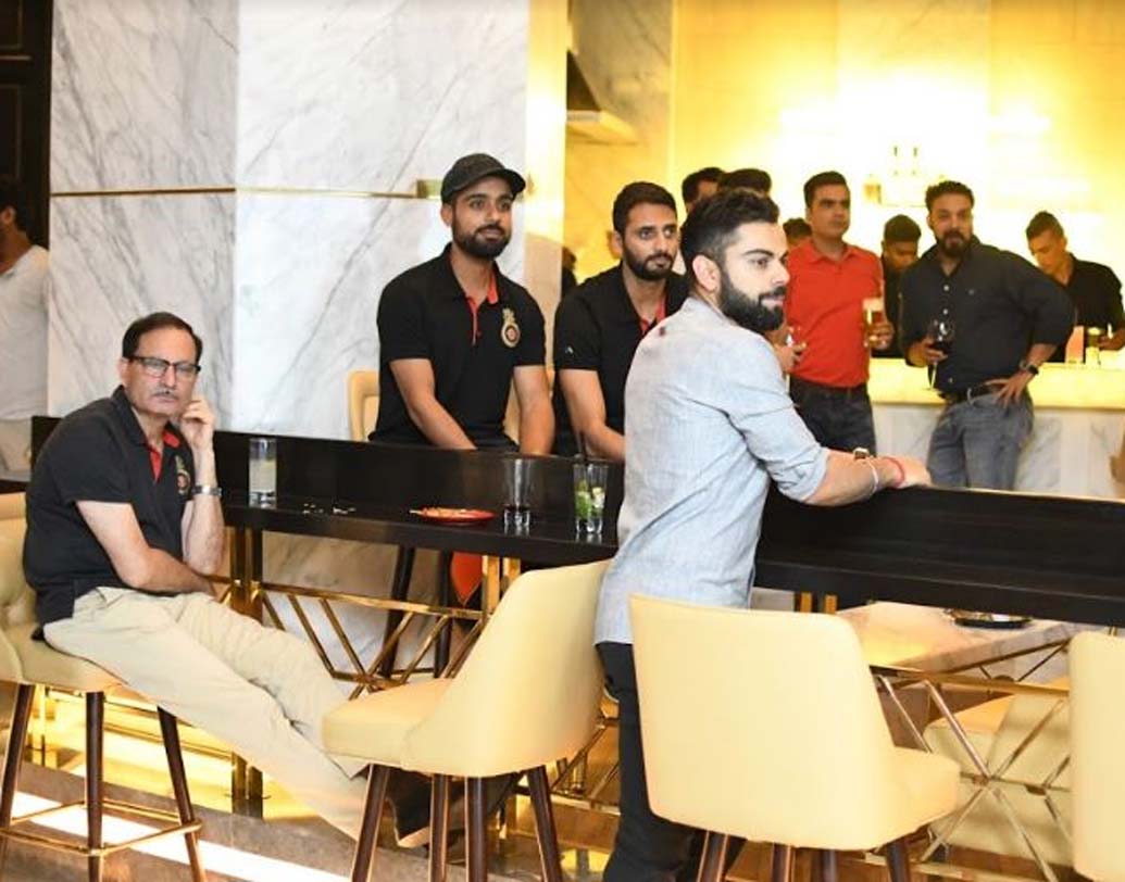 যদি এই রেঁস্তোরার খাবারের স্বাদ চেখে দেখতে চান, তা হলে আপনাকে চলে আসতে হবে আর কে পুরম, নয়াদিল্লি-তে।