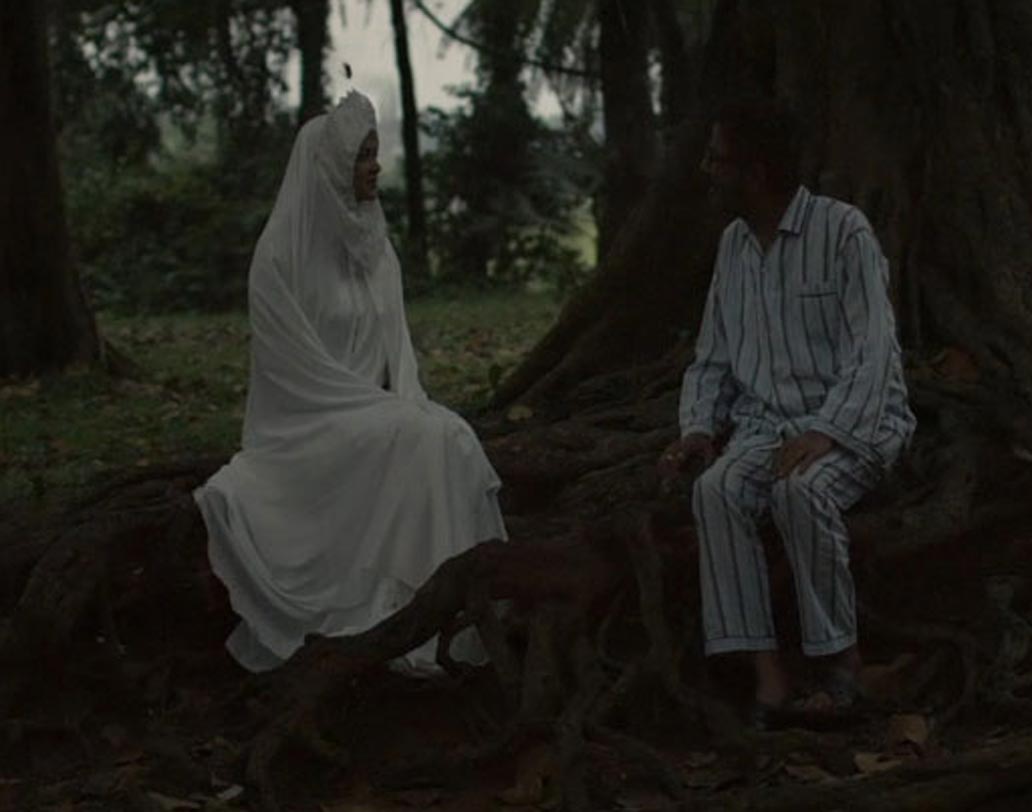 ‘ডেথ অফ এ পোয়েট’ ইন্টারন্যাশনাল কমপ্লিশন বিভাগে একমাত্র বাংলা ছবি। ছবিটি বাংলাদেশের। পরিচালক আবু সইদের এই ছবিটি দেখা যাবে নন্দন-১-এ, বেলা পৌনে ১২টায়।