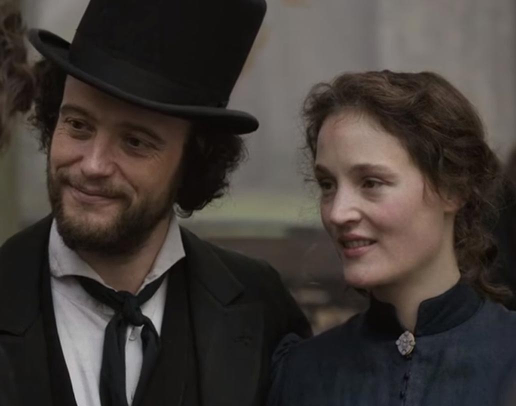 ছবির নাম ‘দ্য ইয়ং কার্ল মার্ক্স’। নাম শুনে বাঙালি উত্সাহিত হবে, এটাই স্বাভাবিক। ২৬ বছর বয়সী মার্ক্সের জীবনের কিছু ঘটনা নিয়ে ছবিটি তৈরি করেছেন পরিচালক রাউল পেক। এটিও ফ্রান্স-জার্মানি-বেলজিয়ামের যৌথ উদ্যোগে তৈরি ছবি। রবীন্দ্র সদনে সোমবার সকাল ১১-১৫-তে দেখা যাবে এই ছবি।