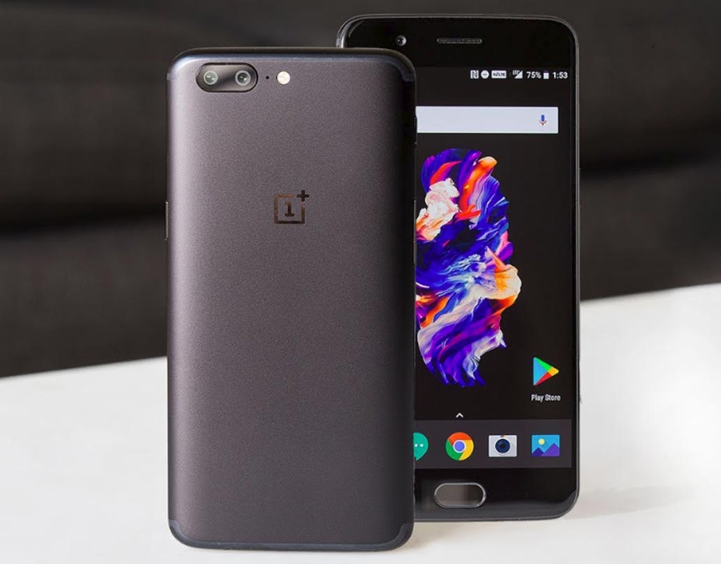 ৬ জিবি এবং ৮ জিবি এই দুই র‌্যামে পাওয়া যাবে ওয়ানপ্লাস ৫টি। ইন্টারনাল স্টোরেজ ৬৪ জিবি এবং ১২৮ জিবি এই দুই স্টোরেজ অপশনে পাওয়া যাবে ফোনটি।