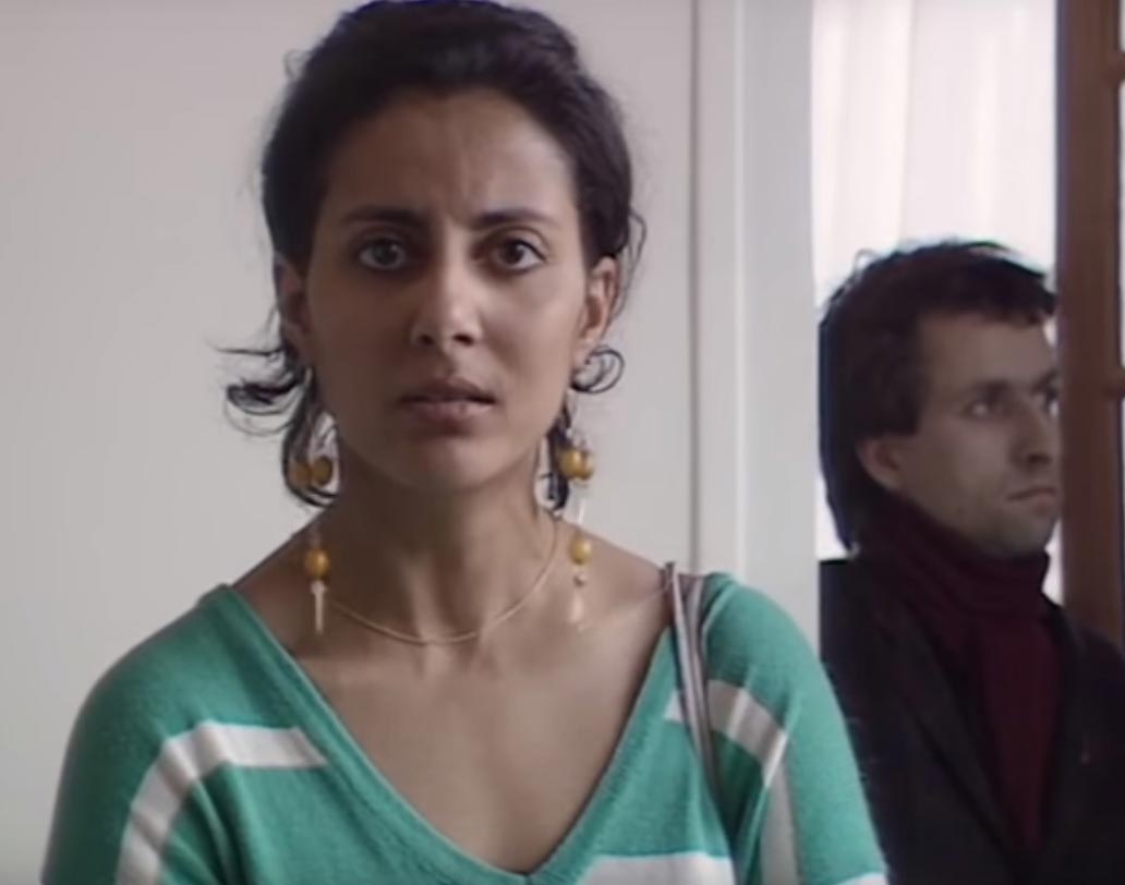 ‘গ্র্যানডিওর অ্যান্ড ডেকেডেন্স’। বাঙালি সিনেপ্রেমী হয়ে মহান ফরাসি পরিচালক গোদারের ছবি দেখবেন না? এটি আসলে গোদারের হারিয়ে যাওয়া একটি টেলিফিল্ম। রেস্টোর করে গত বছর থেকে দেখানো হচ্ছে। দিনের শুরু করতে পারেন এই ছবি দিয়ে। ছবিটি দেখা যাবে নন্দন-১-এ সকাল ৯টায়।