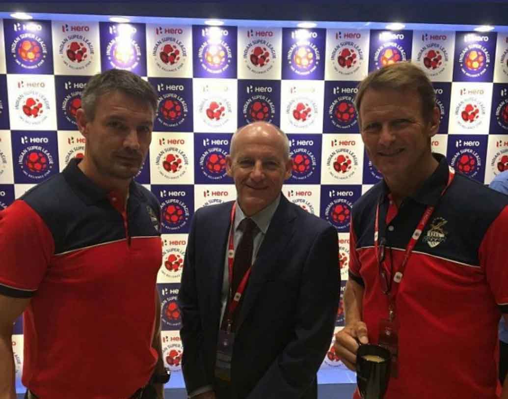 অ্যাশলে ওয়েস্টউড এবং টেডি শেরিংহ্যামের-এর কোচিং জুটি অন্যতম সেরা কোচিং জুটি হলে অবাক হওয়ার কিছু থাকবে না। ব্রিটিশ ঘরানার ফুটবলে বিশ্বাসী দু'জনই। ফলে দলের মধ্যে অদম্য লড়াইয়ের মানসিকতাও এই মরসুমে ফ্যাক্টর হতে পারে।