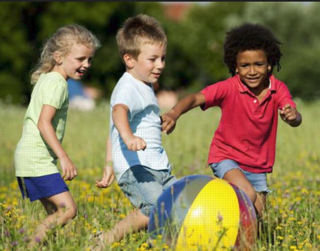 শরীর-স্বাস্থ্য ভাল রাখতে গেলে সারাদিন সক্রিয় থাকুন। ঠিক যেমন ছোটরা থাকে। সারাদিন খেলাধুলো করে তারা। সারাদিন খেলাধুলো করা অবশ্য আপনার সম্ভব হবে না। তাই সময় বের করে নিয়মিত শরীরচর্চা করুন।
