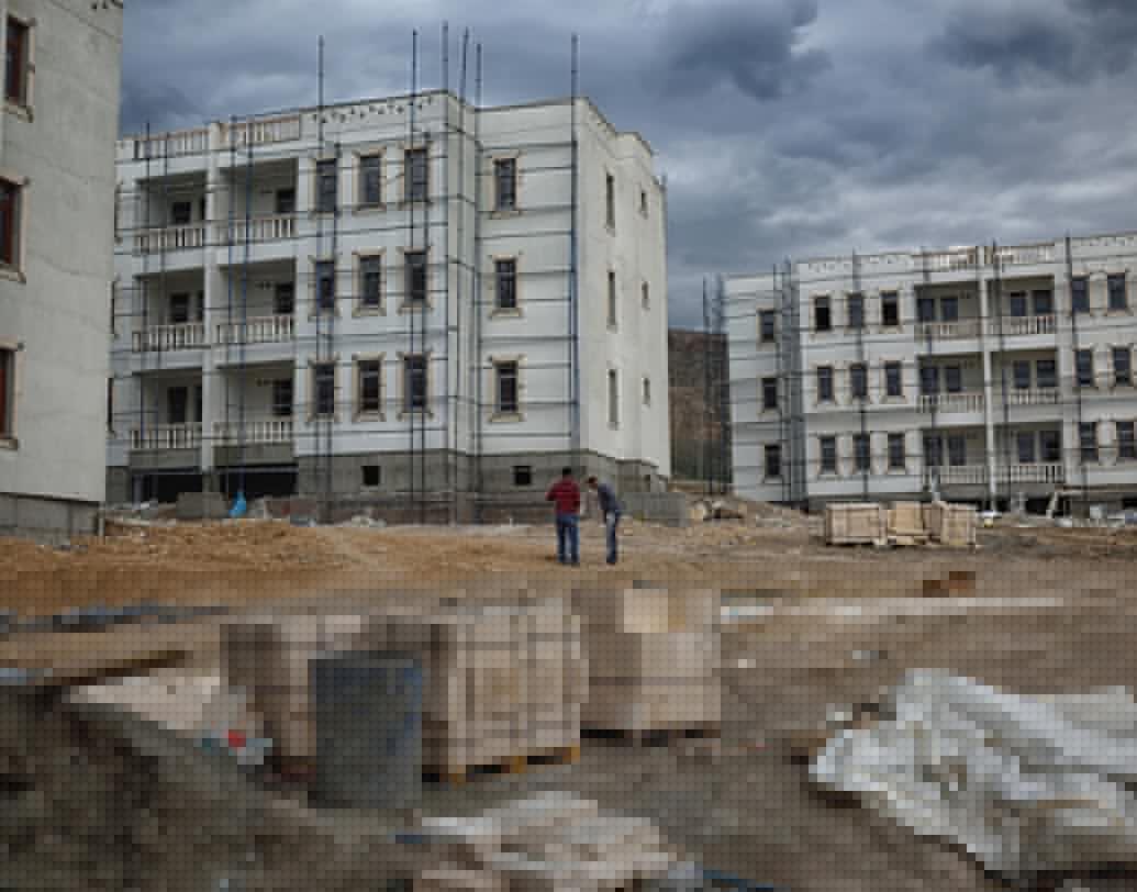 শহরের বাসিন্দাদের অন্যত্র সরিয়ে নিয়ে যাওয়া হবে। তাঁদের জন্য তৈরি করা হয়েছে বিশেষ আবাসনও।