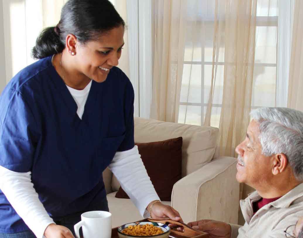 সেবাকর্মী:
আর্ত মানুষের সেবার কাজটাকেই পেশা হিসেবে গ্রহণ করেন অনেকে। কিন্তু এই কাজের জন্য হতে হয় সহনশীল, পরিশ্রমী ও ধৈর্যশীল। দীর্ঘদিন ধরে এই কাজ করতে গিয়ে, অসুস্থ মানুষদের সঙ্গে থাকতে থাকতে অনেকেই অবসাদগ্রস্ত হয়ে পড়েন।