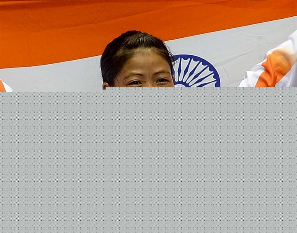 স্কুলে পড়াশোনার পাশাপাশি ফুটবল, ভলিবল বা অ্যাথলেটিক্স-এও ঝোঁক ছিল মেরি কমের। শেষমেশ অবশ্য বক্সিংকেই বেছে নেন তিনি। আর সেই সঙ্গে স্কুলকেও বিদায় জানান। ২০১৬-তে লন্ডন অলিম্পিক্সে ব্রোঞ্জ পদক জয় করে দেশের প্রথম মহিলা বক্সার হিসেবে ইতিহাস গড়েন তিনি।