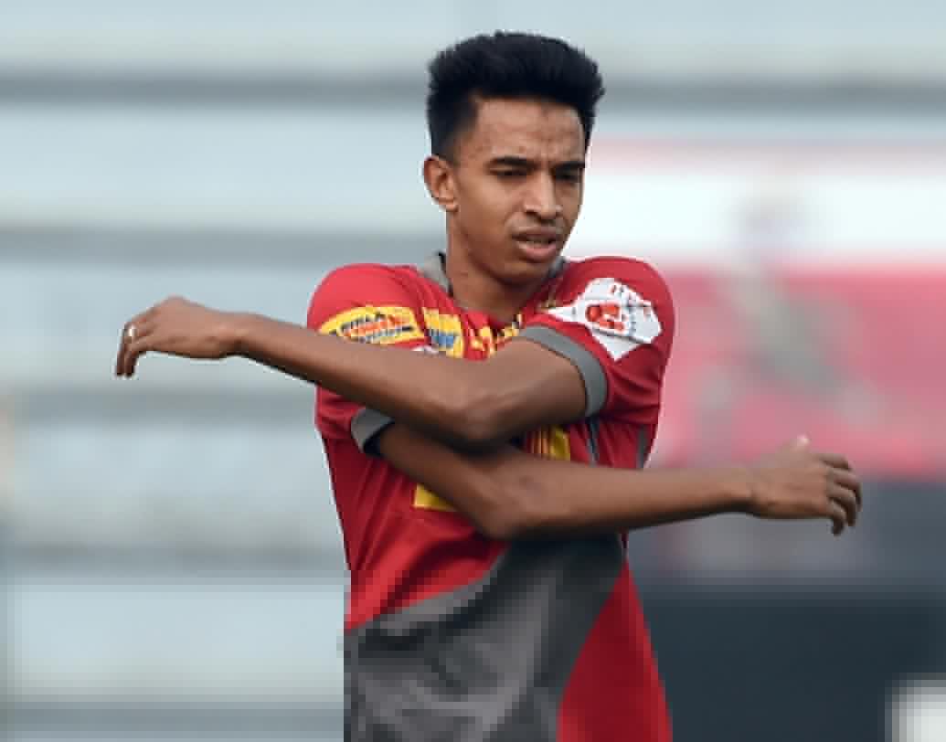 সমীঘ দ্যুতি: আইএসএল-র পরিচিত মুখ সমীঘ। এটিকের হয়ে চুটিয়ে খেলার পর এই মরসুমে জামশেদপুরের জার্সিতে খেলবেন তিনি। ম্যাচের রং বদলে দেওয়ার মতো ক্ষমতা আছে এই ফুটবলারের।