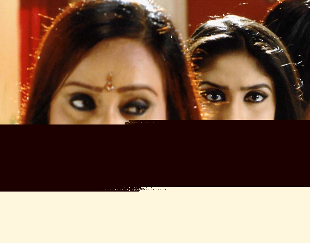 দেবলীনা দত্ত (অভিনেত্রী): সেই ‘এক আকাশের নীচে’ থেকে রীতাদি’র সঙ্গে আলাপ। এর পর কত কত মেগা সিরিয়ালে যে অভিনয় করেছি তার কোনও হিসেব নেই। উনি যে অসুস্থ ছিলেন, এই খবরটাই আমি জানতাম না। আমি একা নয় আমার মতো ইন্ডাস্ট্রির অনেকেই জানতেন না খবরটা। খুবই শকিং। কিছুতেই মেনে নিতে পারছি না।