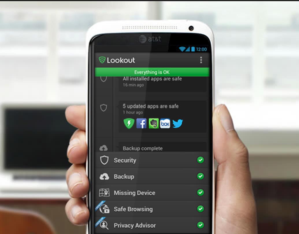 লুকআউট সিকিউরিটি অ্যান্ড অ্যান্টিভাইরাস: এই সিকিউরিটি অ্যাপটি মোবাইলে খুবই জনপ্রিয়। অ্যাপটি ভাইরাস এবং ম্যালওয়ারের হানা থেকে মোবাইলকে বাঁচালেও, ব্যাটারির মারাত্মক ক্ষতি করে বলেই জানাচ্ছে এভিজি।