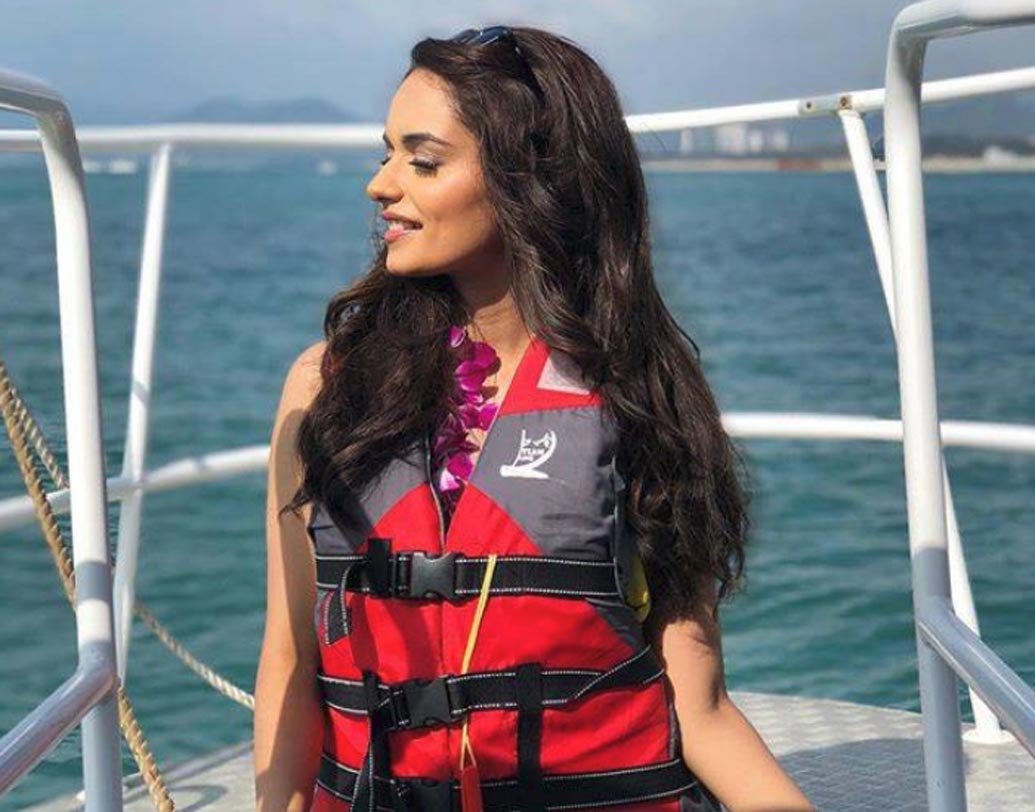 ২০১৭ সালের ২৫ জুন ‘ফেমিনা মিস ইন্ডিয়া’-র মঞ্চে হরিয়ানার হয়ে প্রতিনিধিত্ব করেন। সেখানে ‘মিস ফটোজেনিক’ এবং ‘মিস ইন্ডিয়া’-র খেতাব জিতে নেন।