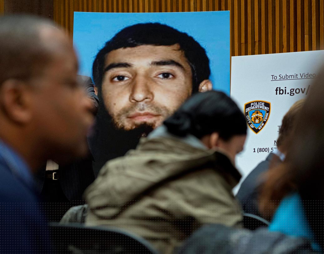 ছ’মাস আগে নিউ জার্সির প্যাটারসনে উবের চালক হিসেবে যোগ দেয় সায়ফুল্লো। এর আগে এক সময়ে ফ্লরিডার ফোর্ট মায়ার্সে ট্রাক চালাত সায়ফুল্লো।