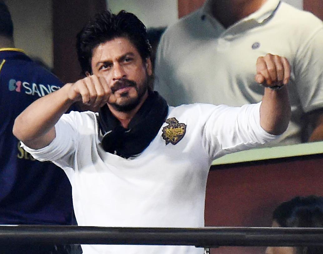 শ্রীদেবী, কাজল, জুহি থেকে অনুষ্কা, দীপিকা বা আলিয়া ভট্টও তাঁর অনস্ক্রিন নায়িকা হয়েছেন। তবে শাহরুখের পছন্দের সেরা অভিনেত্রীদের তালিকায় রয়েছেন সায়রা বানু এবং মুমতাজ।