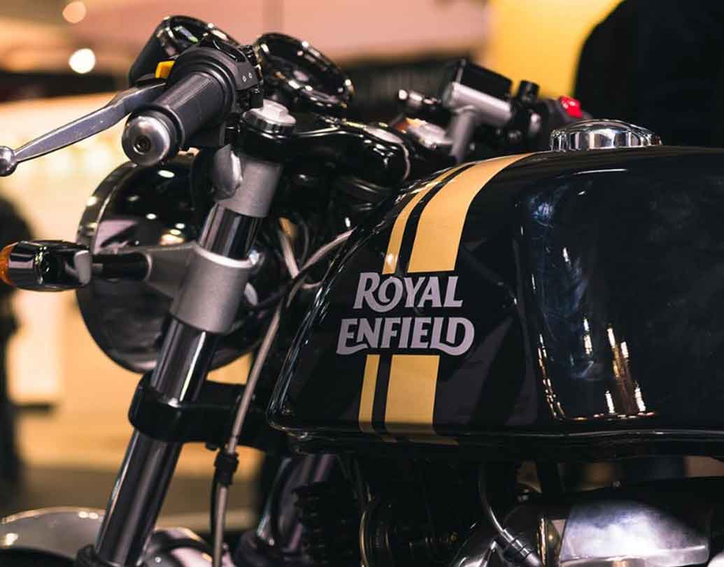 এতে রয়েছে ৬ স্পিড গিয়ারবক্স। এই গিয়ারবক্সে ‘স্লিপ/অ্যাসিস্ট’ ক্লাচ রয়েছে।