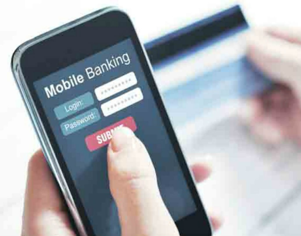 তিনি আরও জানিয়েছেন, চেকবই বাতিল করার আগে ডিজিটাল লেনদেনের মাত্রা আরও বাড়ানোর দিকে নজর দেওয়া উচিত।